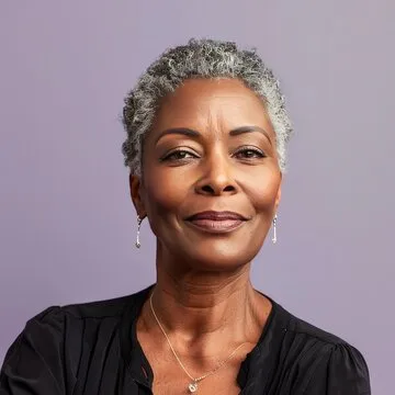 策略顾问-李女士